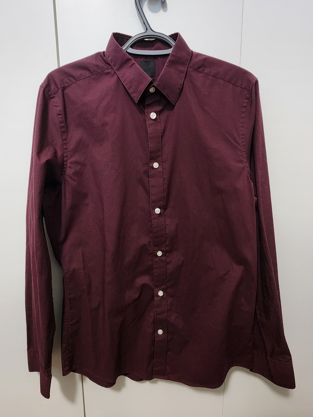H&M Men's Button-Up Dress Shirt - Burgundy Plum